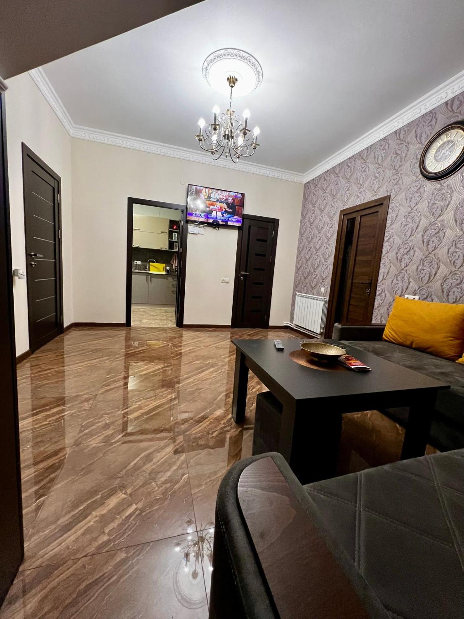 New , Comfortable 3 Bedroom House Jerevan Exteriér fotografie