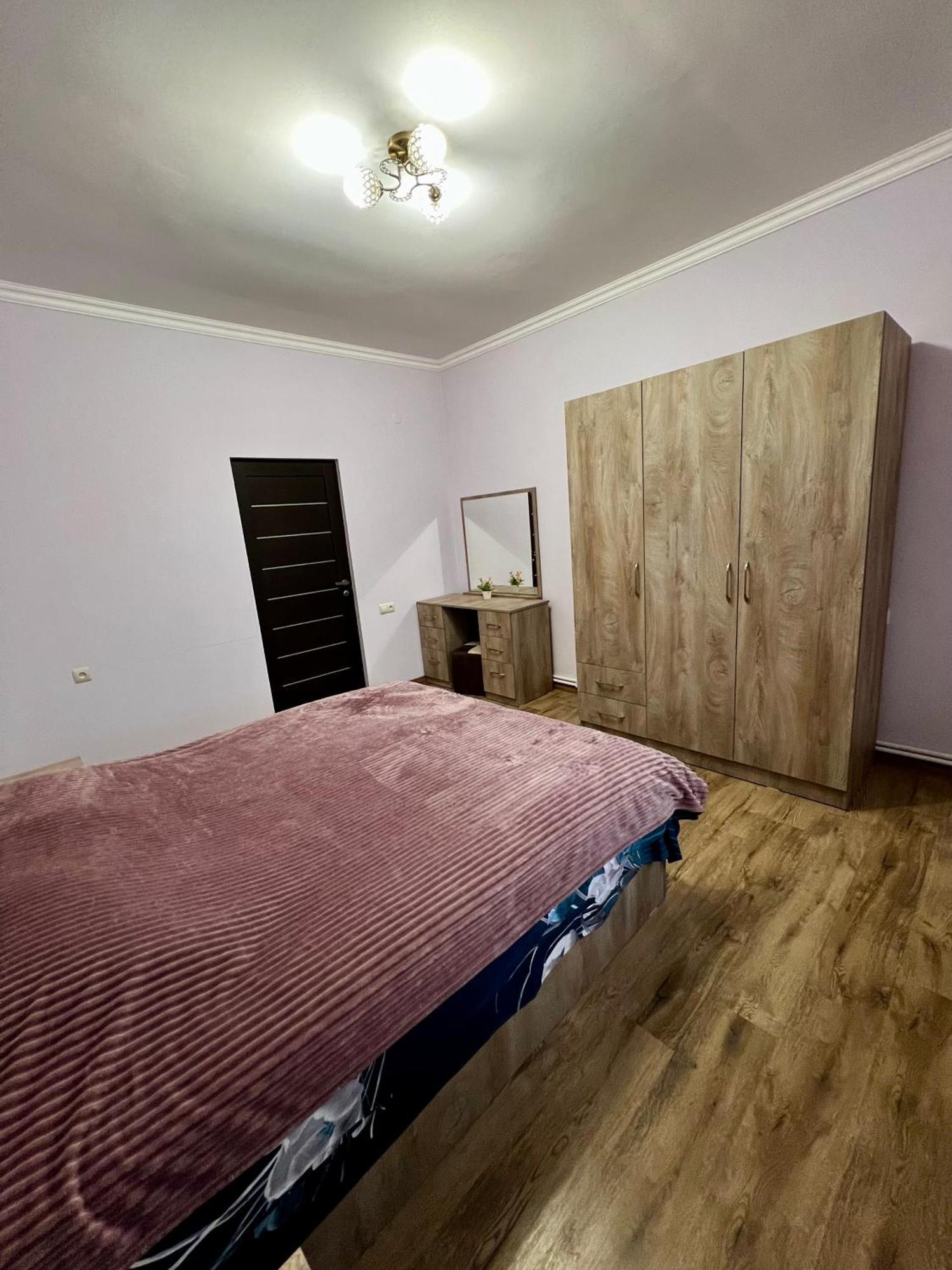 New , Comfortable 3 Bedroom House Jerevan Exteriér fotografie