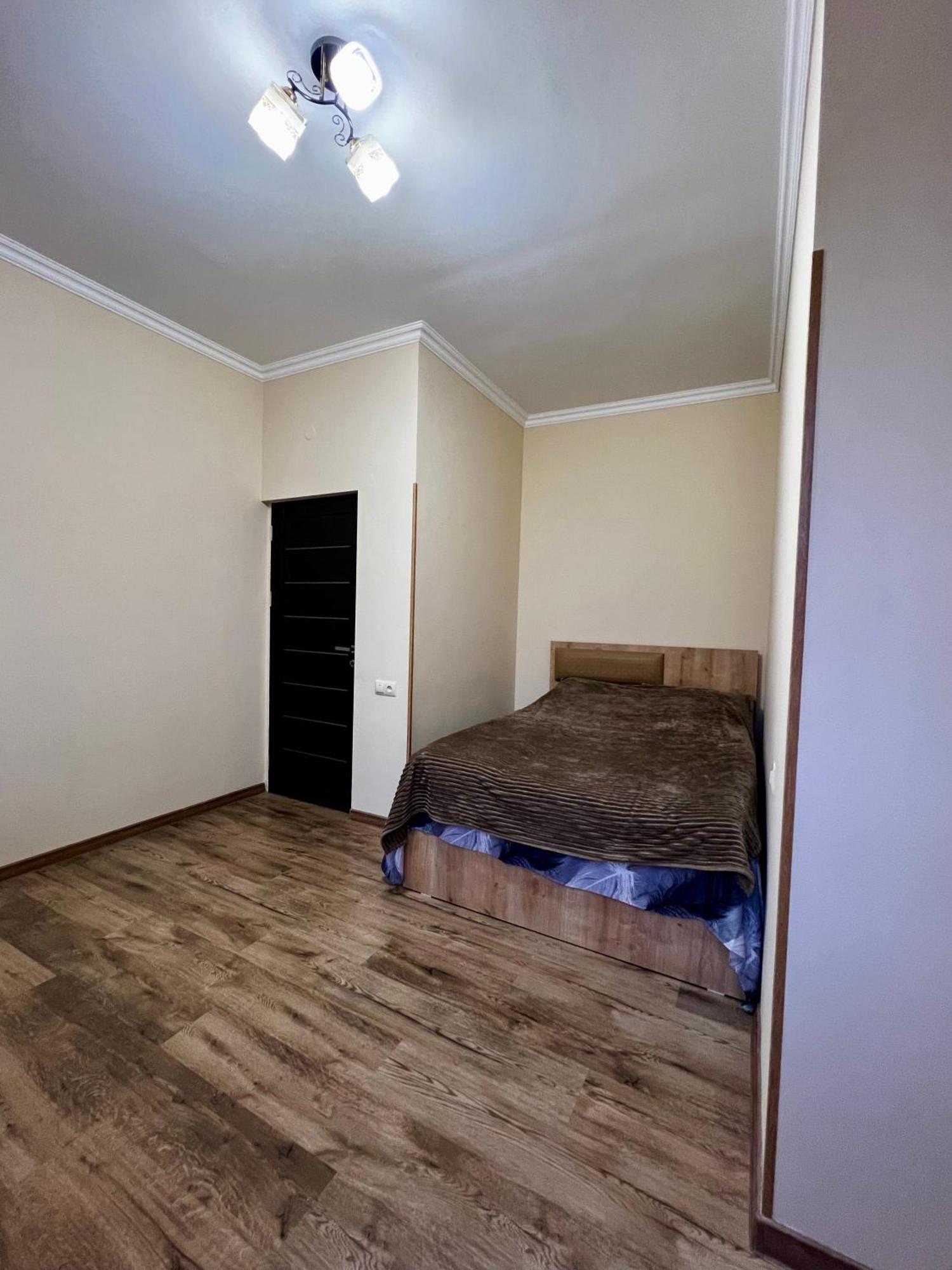 New , Comfortable 3 Bedroom House Jerevan Exteriér fotografie