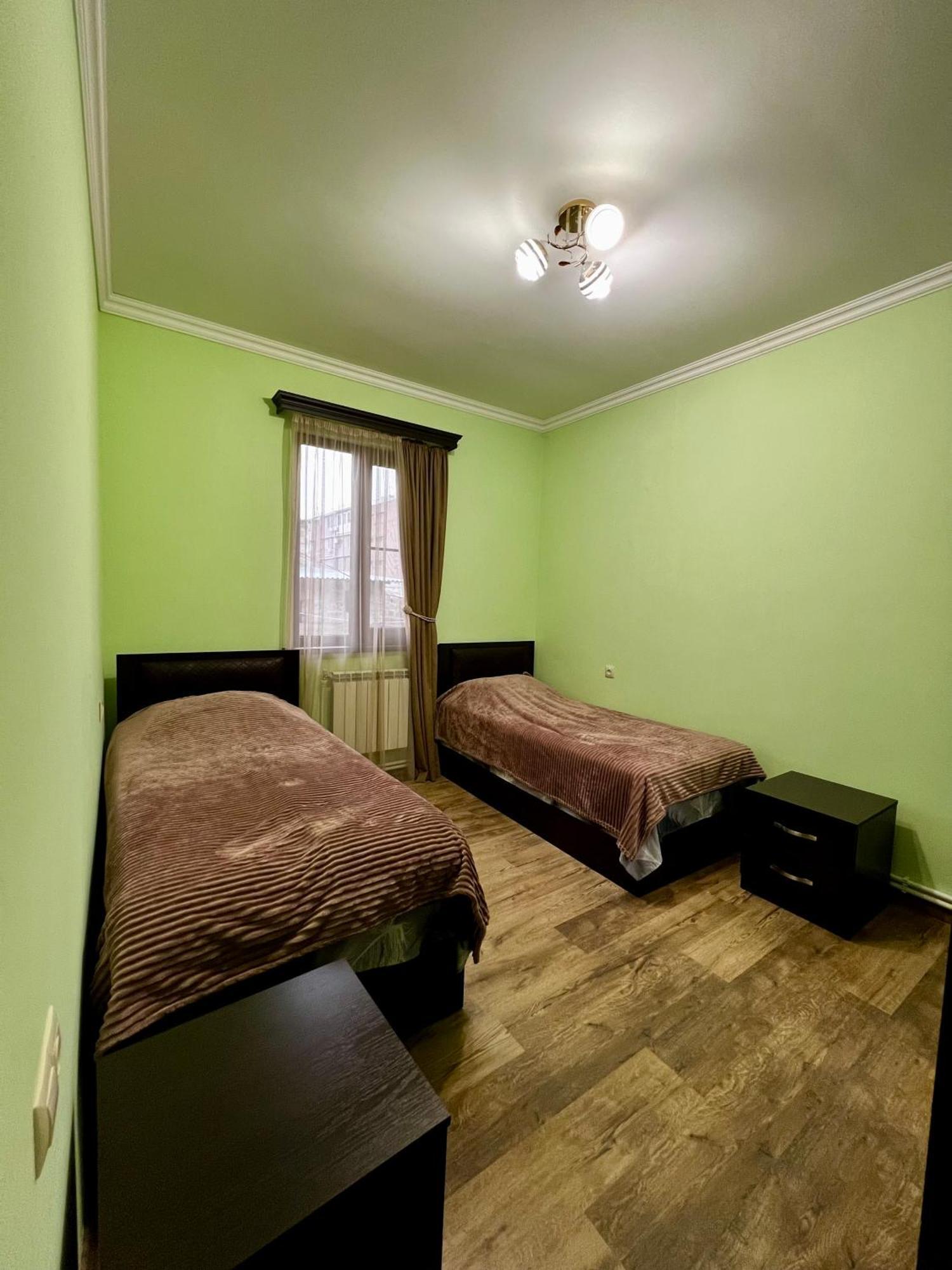 New , Comfortable 3 Bedroom House Jerevan Exteriér fotografie